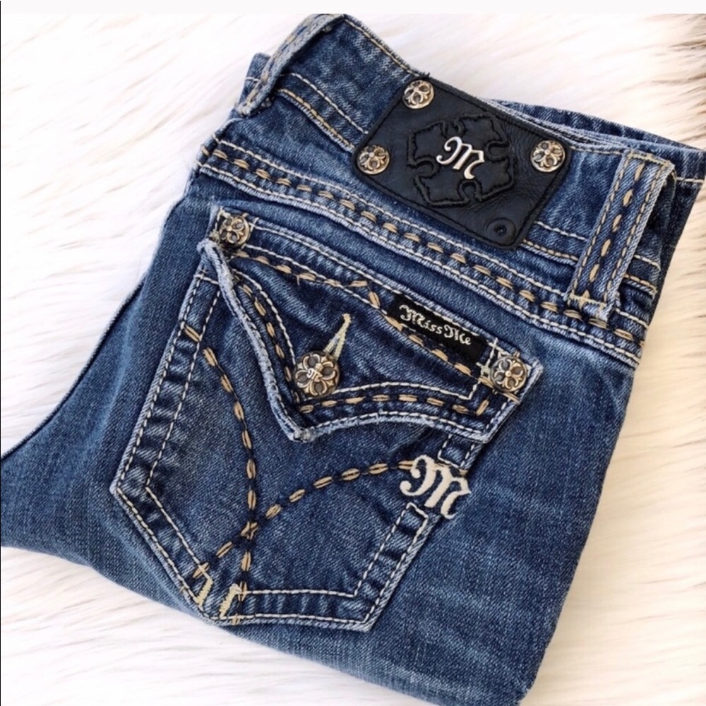 💢PRICE DROP💢MISS ME DISTRESSED JEANS 3/4 BOOT
